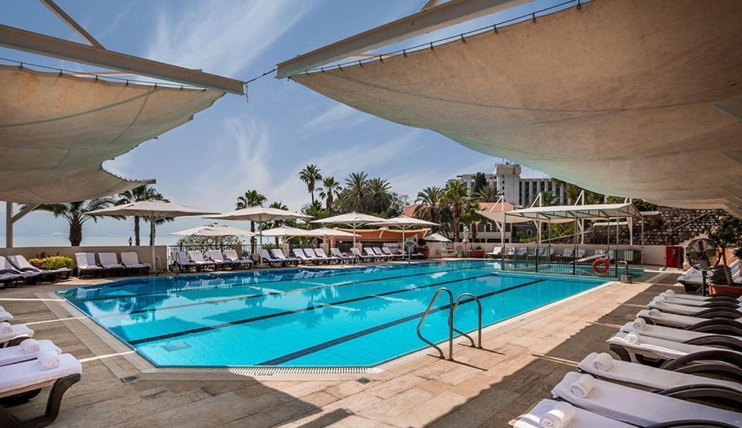 Dona Castle Hotel Тиберия Екстериор снимка