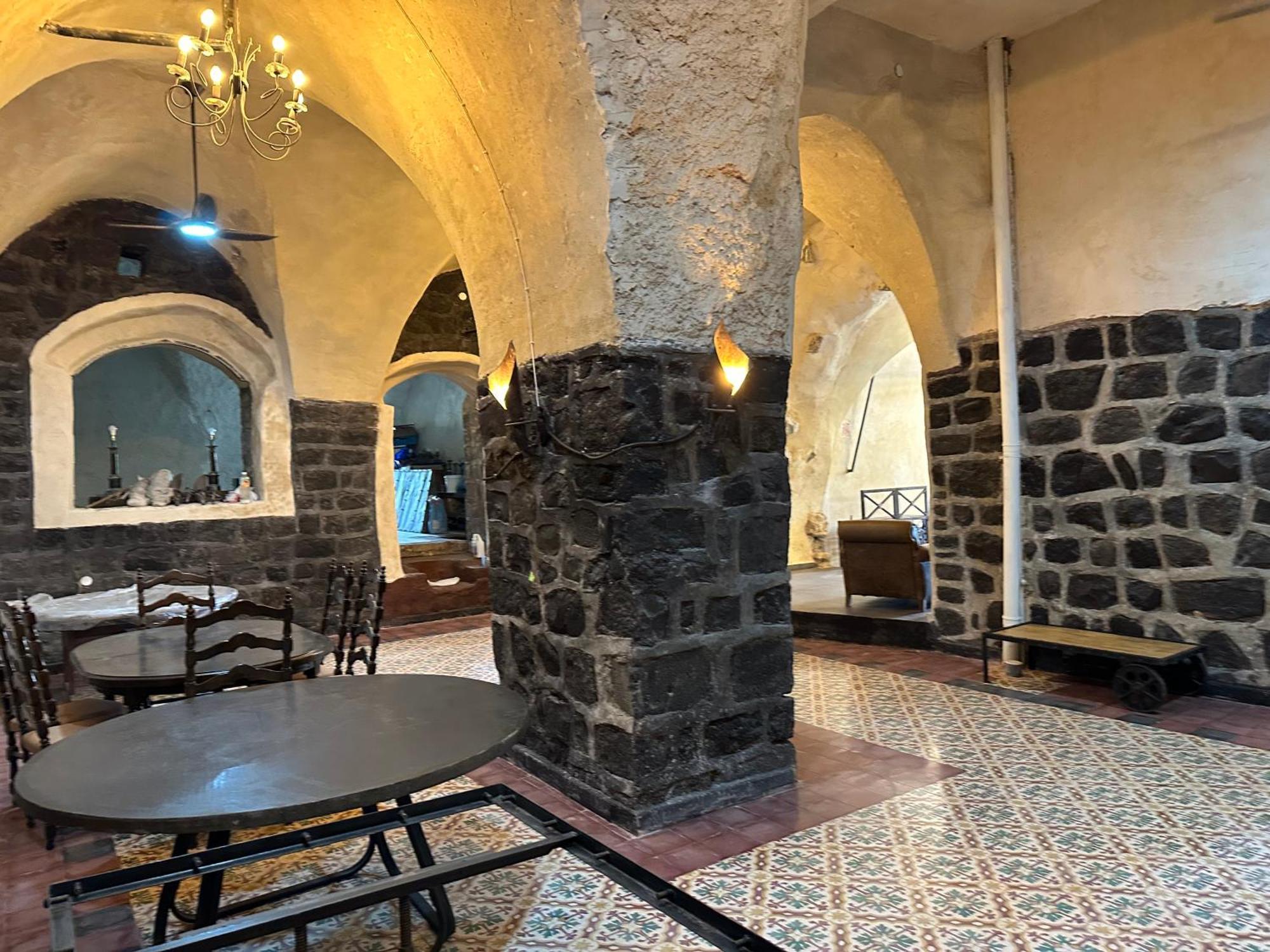 Dona Castle Hotel Тиберия Екстериор снимка